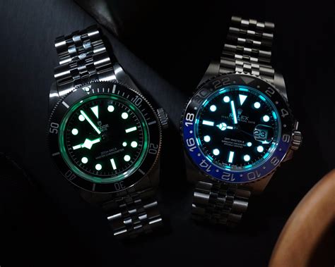 monochrome vs Rolex